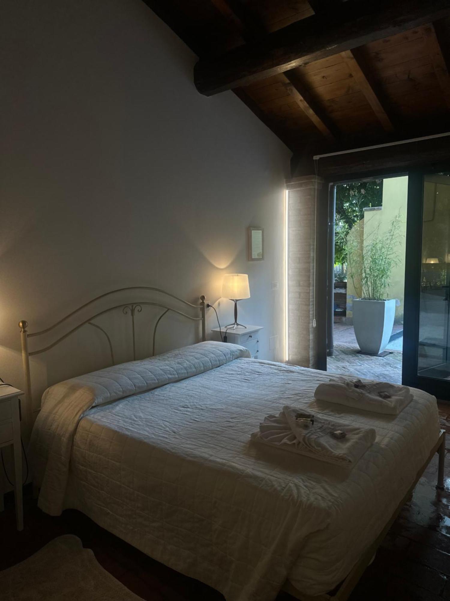 Agriturismo Corte Capiluppia Curtatone Bagian luar foto
